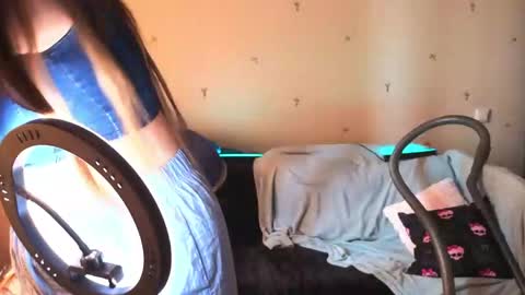 Millie online show from 05/28/26, 02:31
