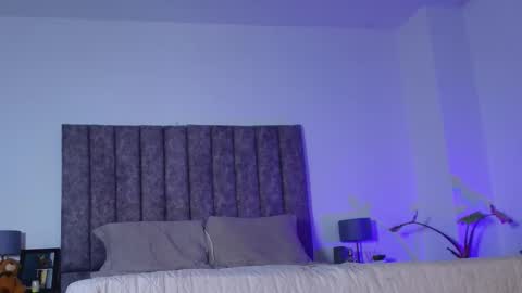 Snapshot of milliejhonson chatting on 09/18/25, 08:49 Mila online show from 09/18/25, 08:49