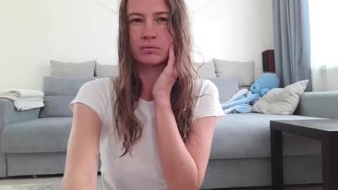 milly_browski online show from 09/29/25, 12:21