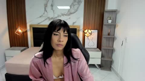 Snapshot of milly_kaft chatting on 06/30/26, 12:17 MILLY online show from 06/30/26, 12:17