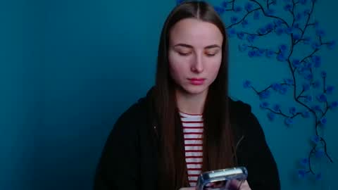 Milly online show from 01/12/26, 06:18