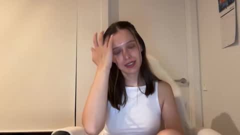 Milly online show from 10/09/25, 08:56