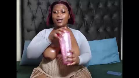 millyqueen56 online show from 03/29/26, 08:31