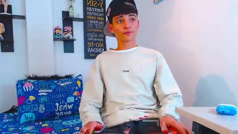 milo hot  online show from 04/13/26, 09:31