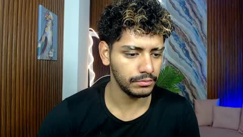 milo_tay online show from 04/08/26, 11:54