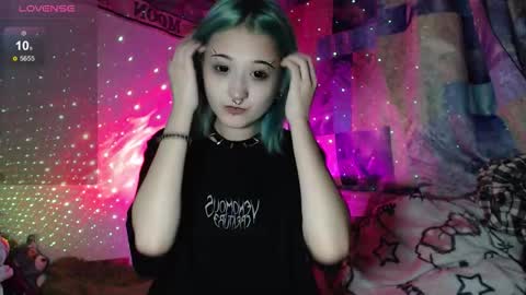 milten_trish online show from 09/29/25, 05:18