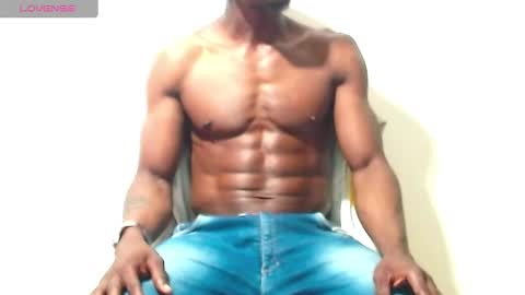 Miltonn online show from 03/12/25, 01:47