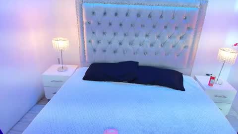 Milu ballmer  online show from 10/03/25, 06:27