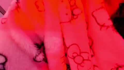 milu_carbajal_x online show from 02/25/26, 04:00