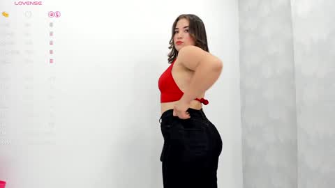 Snapshot of milu_gomez chatting on 01/10/25, 07:21 Milu Gomez online show from 01/10/25, 07:21