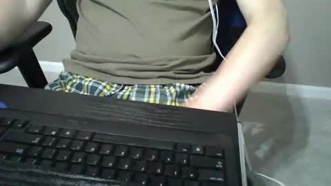 Snapshot of milwaukeebadger24 chatting on 01/05/25, 10:50 milwaukeebadger24 online show from 01/05/25, 10:50