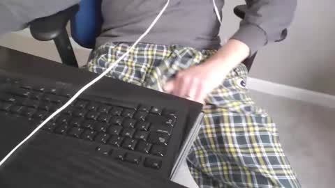 milwaukeebadger24 online show from 01/17/26, 04:43