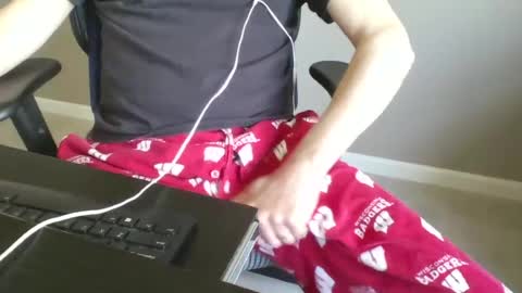 milwaukeebadger24 online show from 05/13/26, 04:37