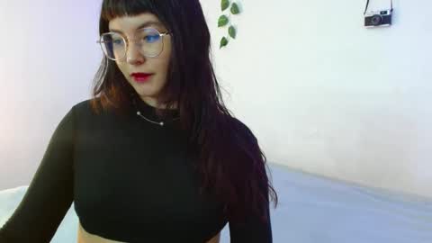 mily_baker online show from 02/28/25, 04:20