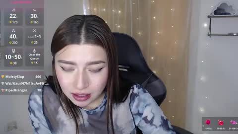 Snapshot of mily_thomson_b chatting on 02/12/25, 08:18 Mily online show from 02/12/25, 08:18