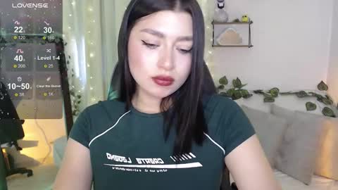 Snapshot of mily_thomson_b chatting on 12/03/25, 09:57 Mily online show from 12/03/25, 09:57