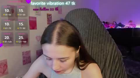 Emily online show from 04/16/26, 07:58