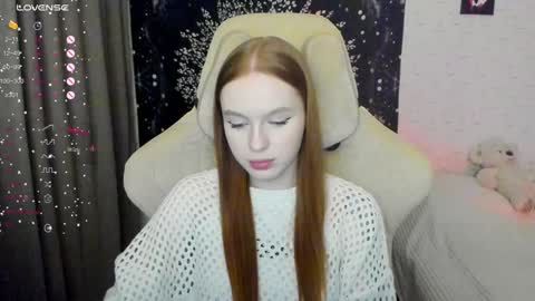 Snapshot of milymi_ chatting on 01/21/25, 11:34 Milena and Jasper online show from 01/21/25, 11:34