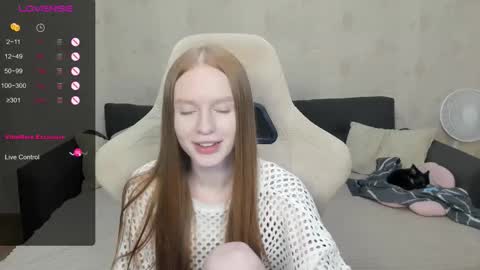 Snapshot of milymi_ chatting on 09/17/25, 01:46 Milena and Jasper online show from 09/17/25, 01:46