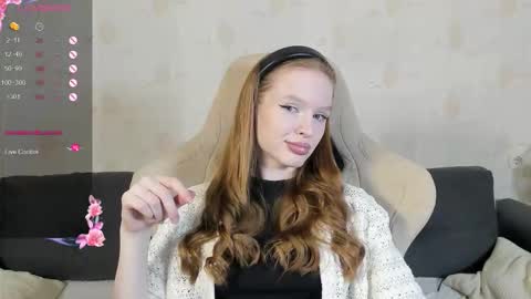 Snapshot of milymi_ chatting on 12/17/25, 01:50 Milena and Jasper online show from 12/17/25, 01:50