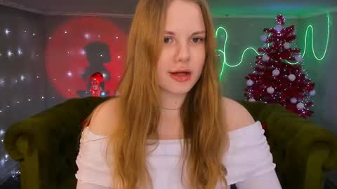 Kelly online show from 12/24/24, 01:39