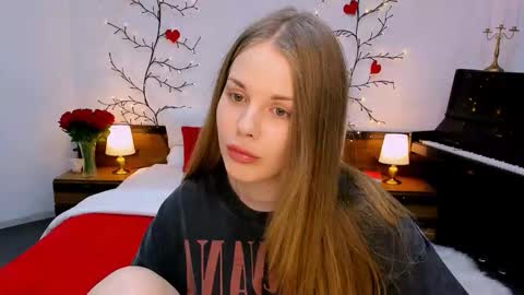 Kelly online show from 09/13/25, 09:09