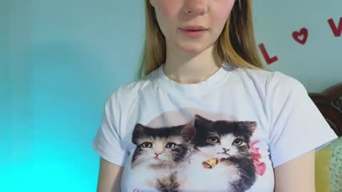 Snapshot of mimichelle chatting on 12/22/24, 06:39 mimichelle online show from 12/22/24, 06:39