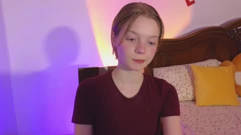 Snapshot of mimichelle chatting on 01/07/25, 02:10 mimichelle online show from 01/07/25, 02:10