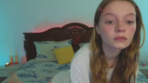 Snapshot of mimichelle chatting on 02/21/25, 02:39 mimichelle online show from 02/21/25, 02:39