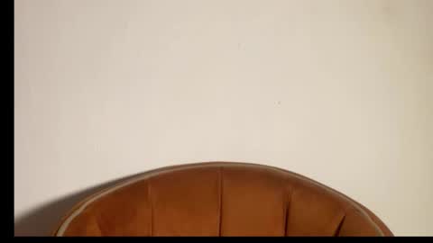 mimi online show from 09/17/25, 12:51