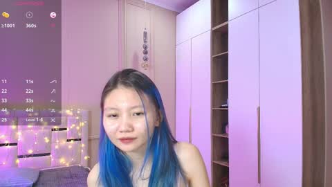 Mimi online show from 04/08/26, 08:20