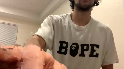 Snapshot of mimineko11 chatting on 04/15/26, 07:58 mimineko11 online show from 04/15/26, 07:58