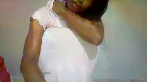 Snapshot of mimisexy295320 chatting on 01/15/25, 06:54 mimisexy295320 online show from 01/15/25, 06:54