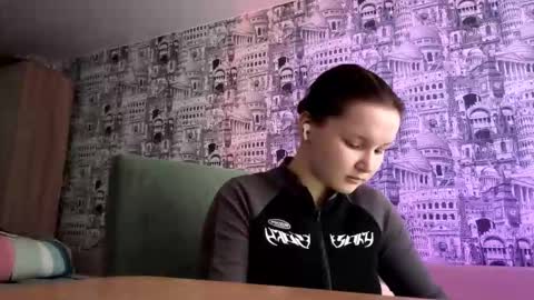 Mia online show from 01/18/26, 07:01