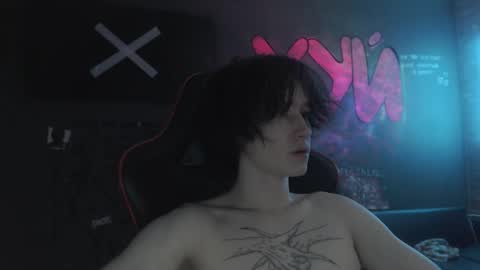 Max online show from 09/20/25, 02:01