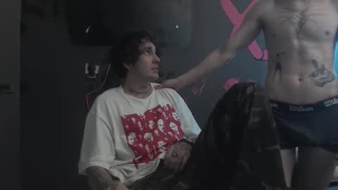 Max online show from 09/22/25, 03:47