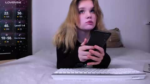 hi Im Mina  online show from 01/27/25, 09:44