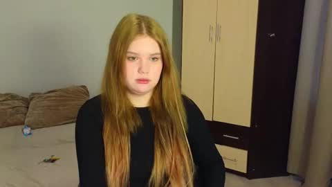 hi Im Mina  online show from 02/05/26, 02:16