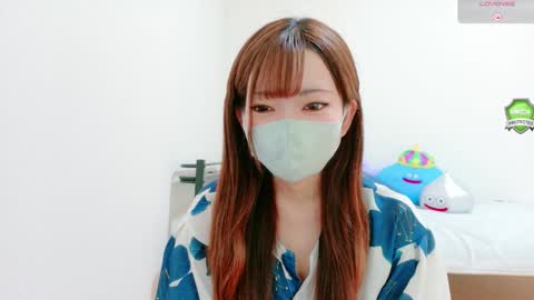 mina_x online show from 09/11/25, 01:39