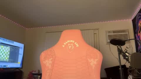 Mina online show from 05/06/26, 02:08
