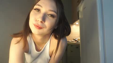 Mira online show from 04/10/26, 06:51