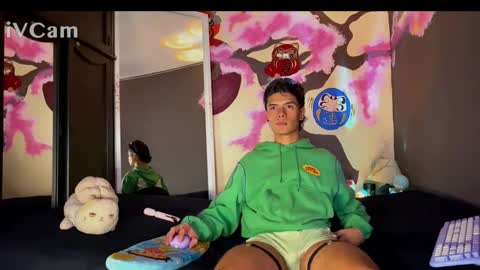 Suki 3 online show from 02/25/26, 07:01