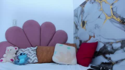 Snapshot of minari_ chatting on 02/04/26, 03:40 minari_ online show from 02/04/26, 03:40