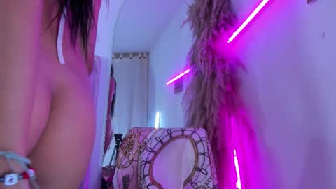 Snapshot of minari_ chatting on 02/21/26, 11:17 minari_ online show from 02/21/26, 11:17