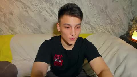 minato_kono online show from 01/15/25, 06:08