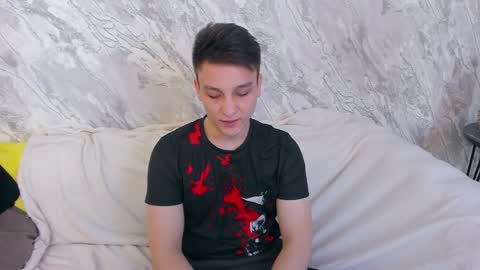 minato_kono online show from 01/22/25, 03:07