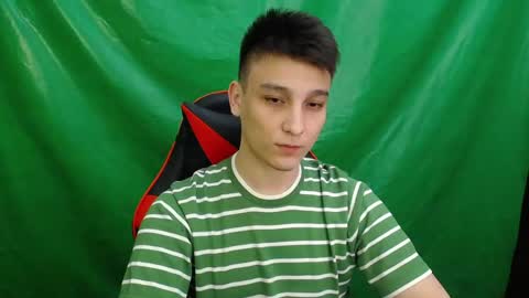 minato_kono online show from 09/10/25, 08:47