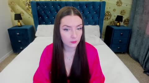 minchelskatrina online show from 04/12/26, 07:57