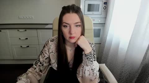 minchelskatrina online show from 07/06/26, 08:55