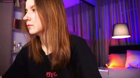 Frances  Next streams Thu Fri Sat 8am -  4pm GMT3 online show from 03/28/26, 05:40